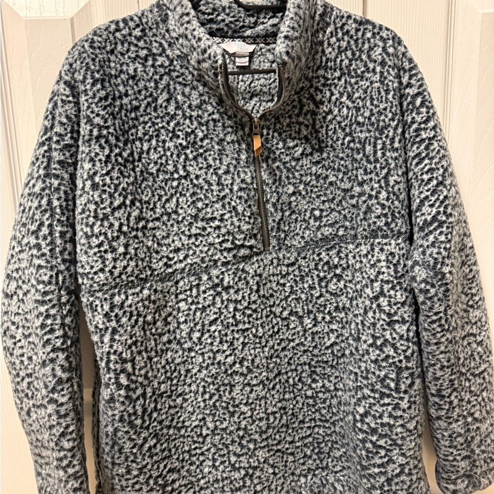 Black and Gray Fleece Jacket